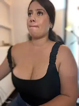Natalia_Cleark09 - Wet my pussy, take out my tits window