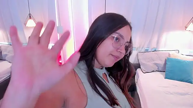 Sophiahar - Take off your shorts + anal plug