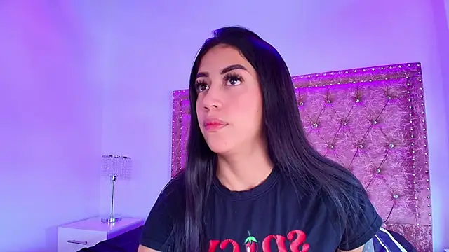 Juless_cornett - Suck Dildo x6 minutes😝🍆