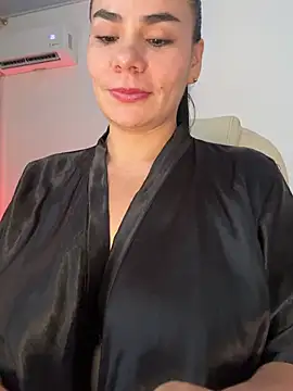 MeganDupont - Lick & suck my nipples
