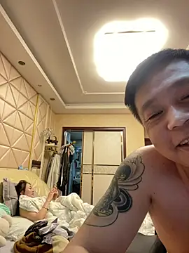 Wkk002 - 我想要个小粉，支持下呗