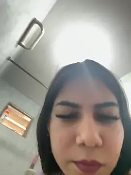 Pamela23x - Squirt tsunami