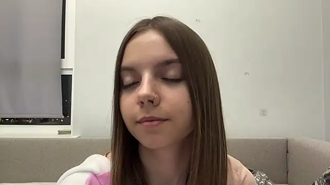 LisaPorse - Show feet + kiss u