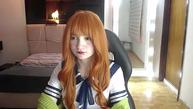 _Charlotte_Collins_ - play my nipples