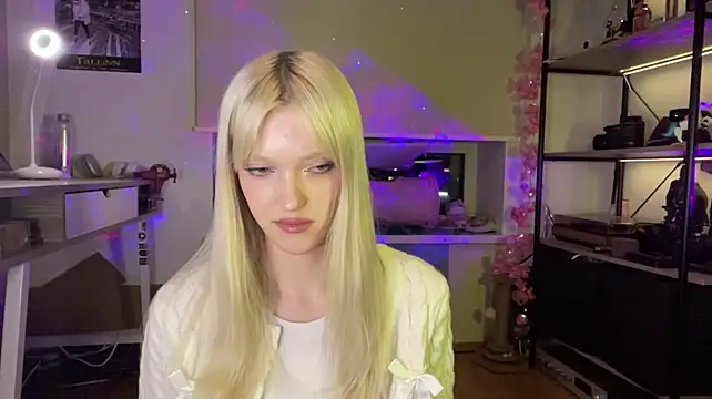 ShoshanaNogueras - Sexy photo in pm who ends the goal