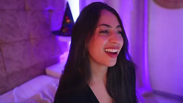 Charlotterusso - Magic Pussy Fuck ⚡