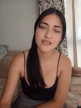 Sallyrosee1 - show boobs baby