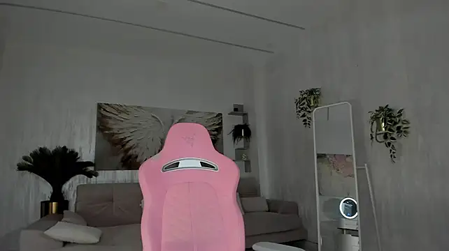 TiffanyHouston_ - Dildo tease my clit;)