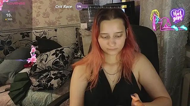RachelPirce - Show your chest.