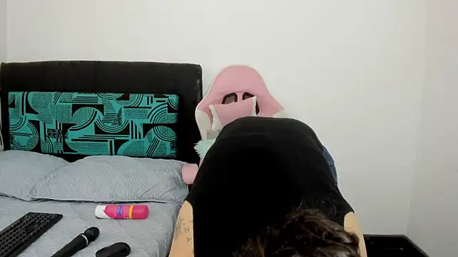 Layla_Sia - make me happy with great orgasm