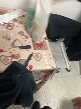 Milano01 - Piscio in faccia io a lei