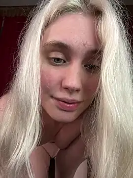 LovelyMiu - take off my top+add oil on my big ass