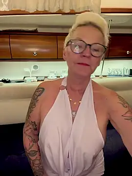 German_Milf - Last tip 4 FUCKVIDEOS Karin&TS Peggy