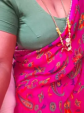 Tamil_Ammani - Boobs show😜😜😝🥰🔥🔥🔥