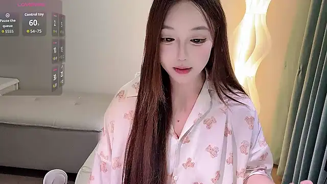 Luna--1 - 军训3分钟
