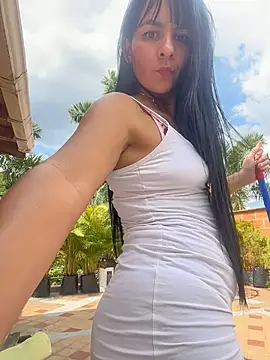 LuxeBrunetteXXX - FINGERING PUSSY CLOSE UP AT CLEAN WORK🤫