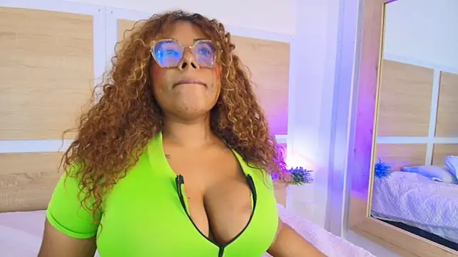 Your_big_ebony_goddness - bounce big tits in your face