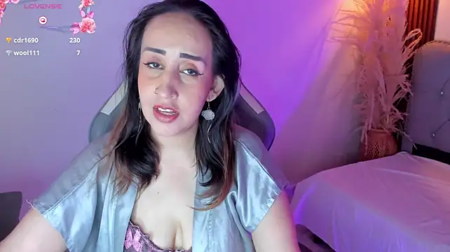 Jadde_hamad - vibrating on my pussy for 10 minutes+nak