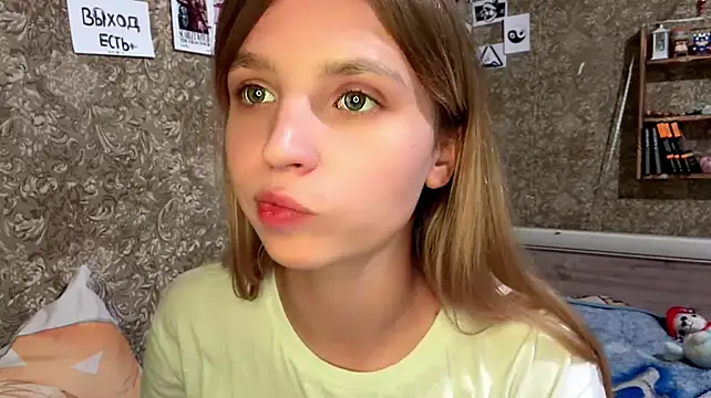 LilliaEhmen - Eye Contact - Dueling gaze