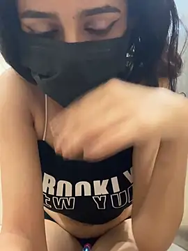 DaizyDanny - Full nude fingering