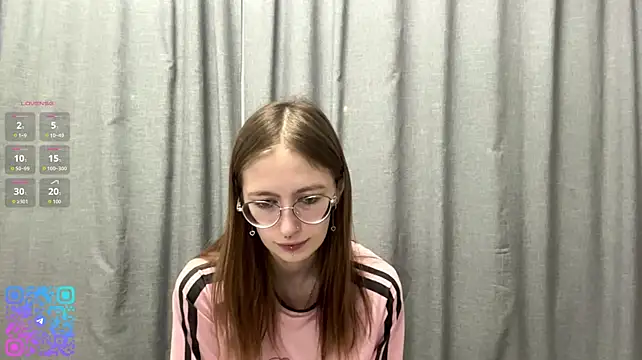 NetherShade - tease tits