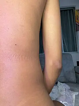 Xenia_golden - kiss dildo 👄