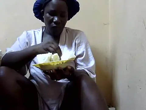 XXXEbonylove - Ride huge dildo🍑🍑🍆🍆💦💦