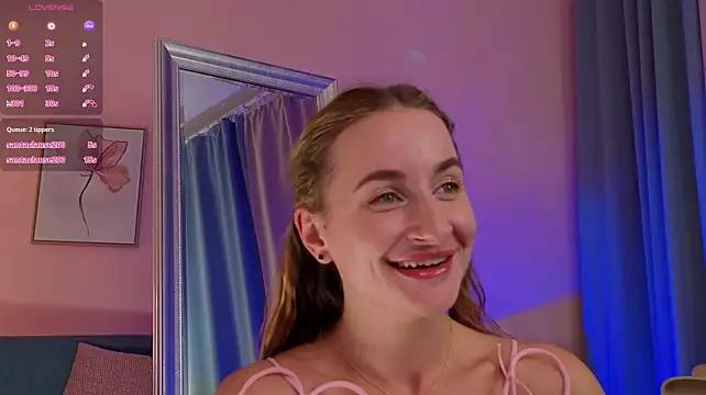IrisBloommm - Take my top off.
