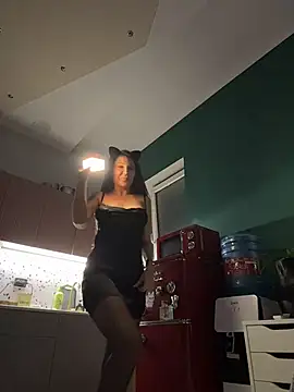 Golden__PollyX - MAKE ME SCREAM W DILDO+DOMI IN CLIT
