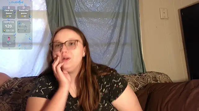TurtleLady420 - Taking my Shirt Off!!