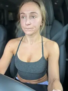 Lunagirl13 - Good afternoon😻turn me on& make me wet