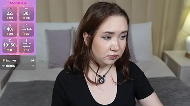 Daisy_Daylark - Squeeze my tits💕