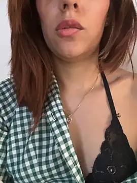 Alanna_Foxxx_ - Play Nipples + Spit Show