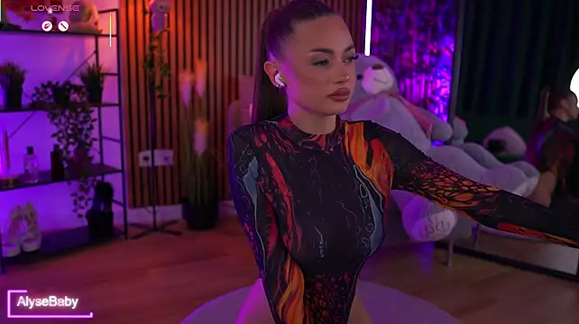 AlyseBaby - DILDO RIDE ASS TO CAM