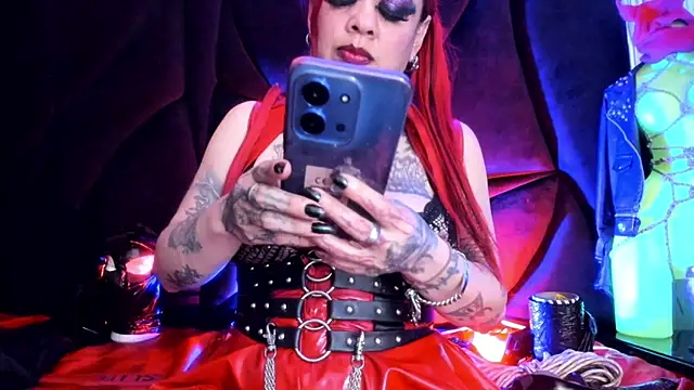 Morgana_mandl - i spell your cum