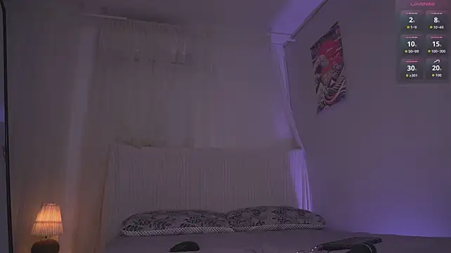 Lia_Sweett_ - Show and massage boobs
