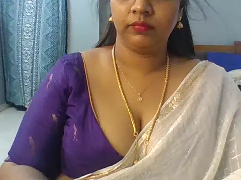 Tamil_hot_Meenu