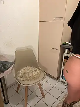 Luna_licous - dessous + Heels + live pic