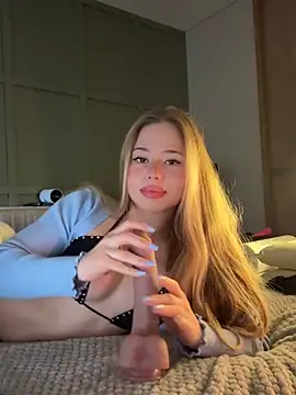 Curchez_ - 2 squirt videos by DM for last tipper