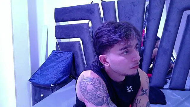 AliceandMax - RUBER BANDS N HER TITS X40 X 5 MIN