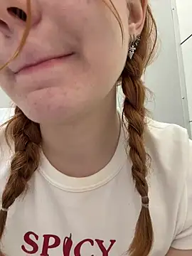 Freaky__Nikki - cream on my naked tits