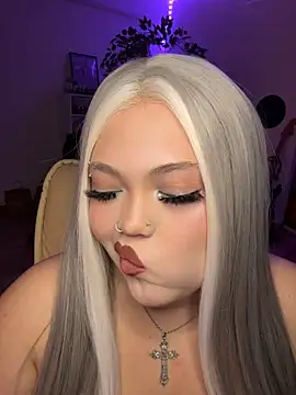 Iris-Valentine - toy tease