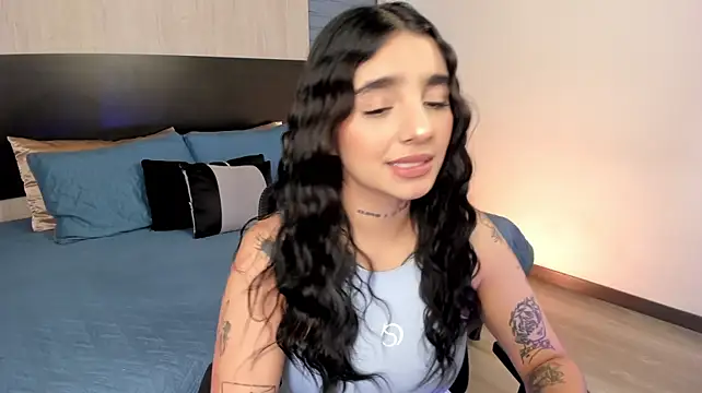 Abriil_cutee - RED ASS