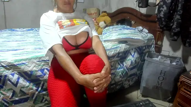 Mature__bigboobs__
