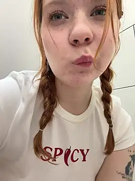 Freaky__Nikki - cream on my naked tits