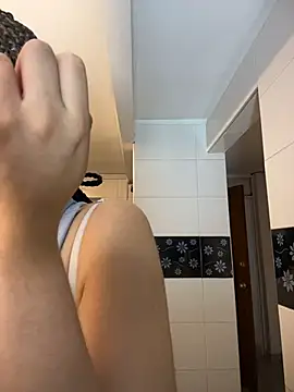Lia_ec_ - kiss dildo