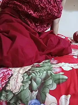 Priya_Boudi - ice on my pussy 🧊🧊