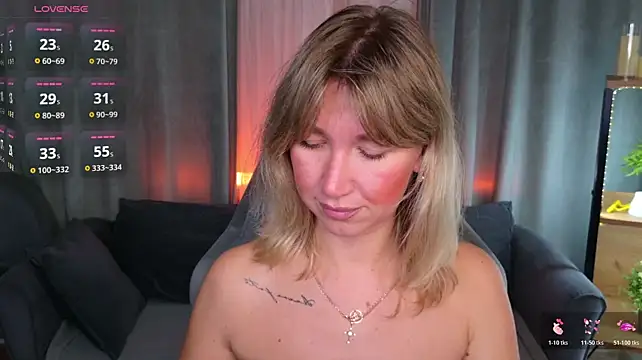 MilaBott - get naked and oil on my tits