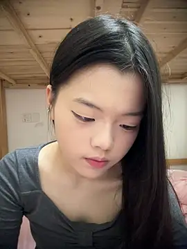 Zaozaoya - 170学妹深夜寂寞 假阳具骑乘 m腿抽插骚穴 听哥哥指挥