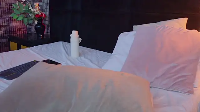AlenaColeman - BOUNCE MY ASS CLOSER TO CAM 🤤🍑